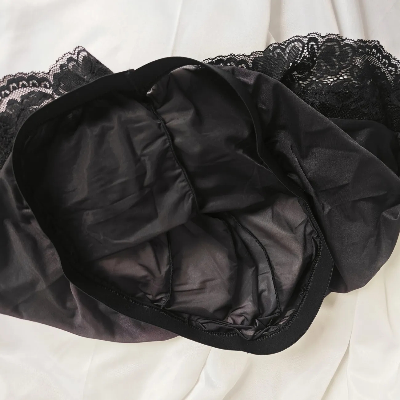 Sexy Man's Glossy Lace Hem Sho - Pouch Boxer Pouch 리뷰 및 가격
