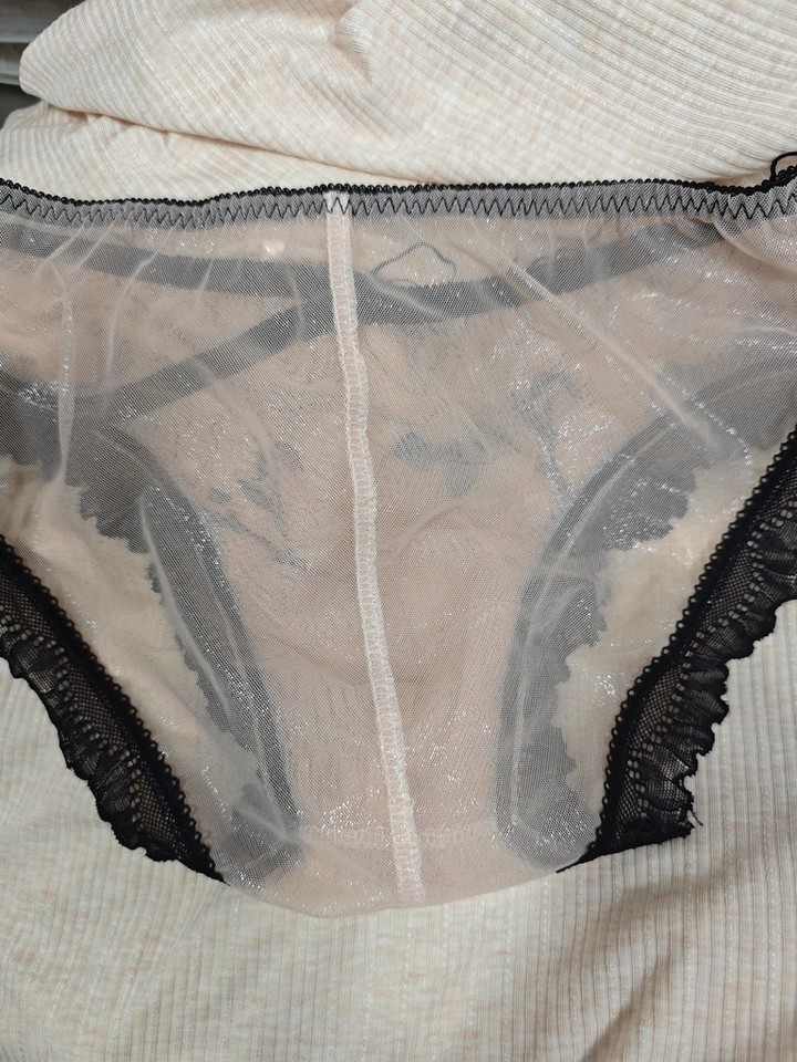 Men's Elegant Embroidery Lace  - Pouch Boxer Pouch 리뷰 및 가격